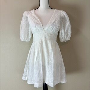Storia White Floral Mini Dress Puff Sleeve V Neck Party Cocktail Romantic Medium